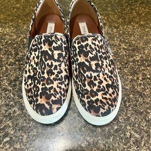 Steve Madden Slip-On Sneakers